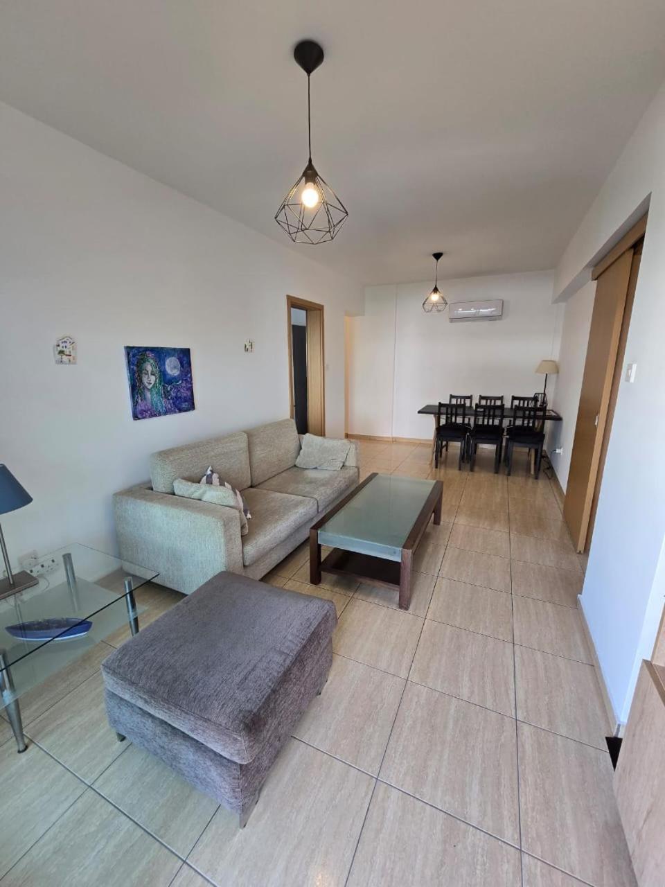 Carisa Downtown With Rooftop Pool Larnaka Exterior foto