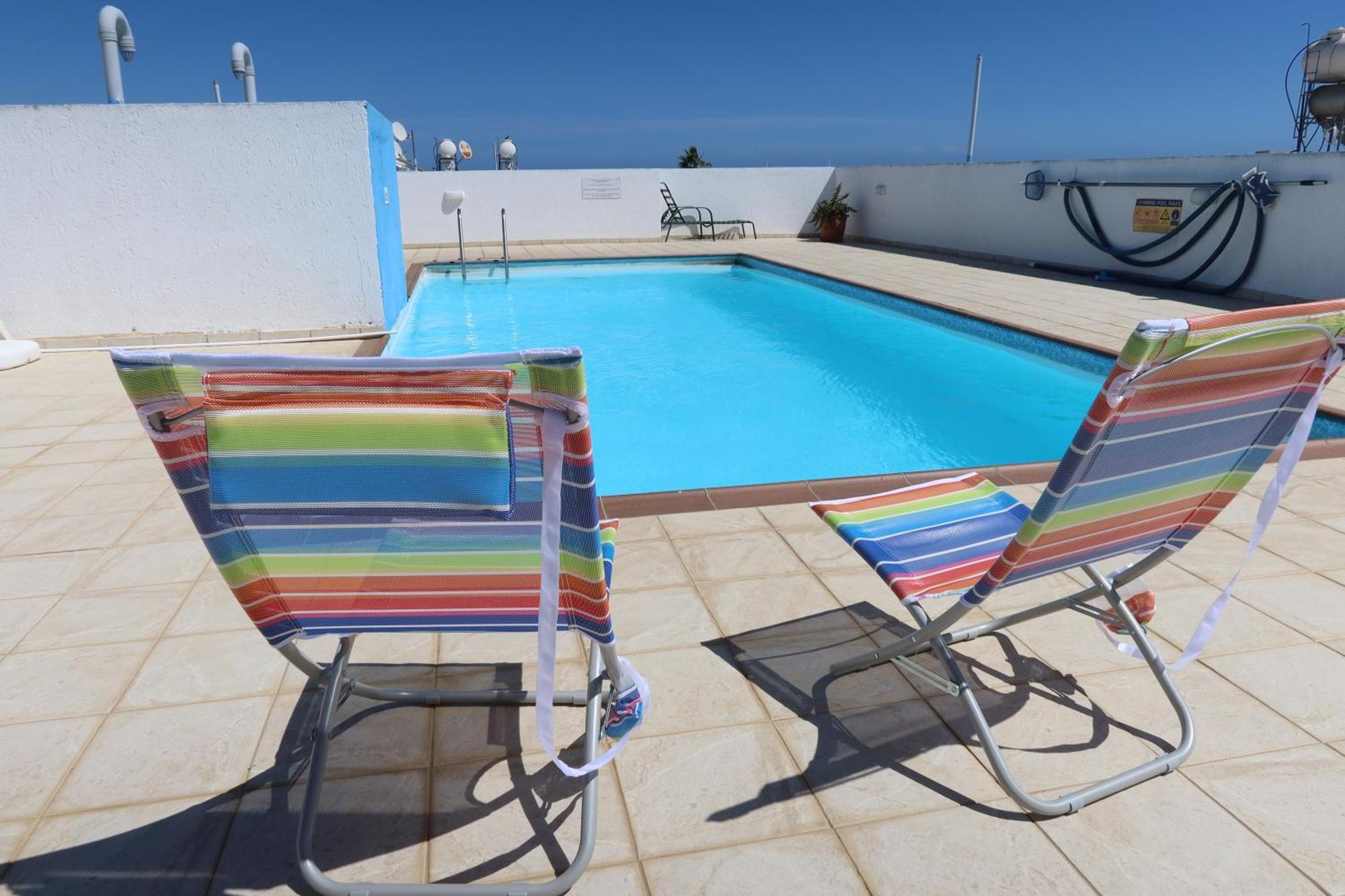 Carisa Downtown With Rooftop Pool Larnaka Exterior foto